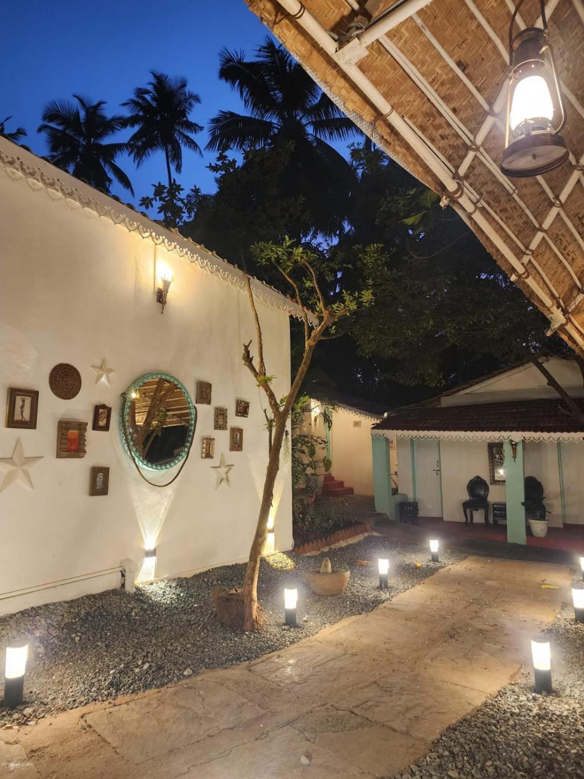 Casa Happy Dervish, 2Mins Away From The Beach Anjuna Exterior photo